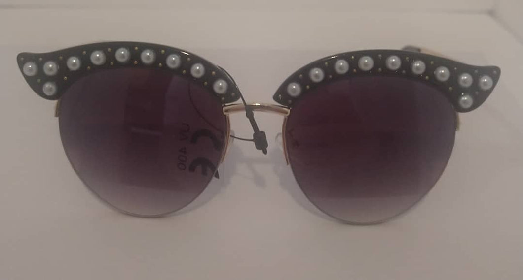 Black Pearl Shades